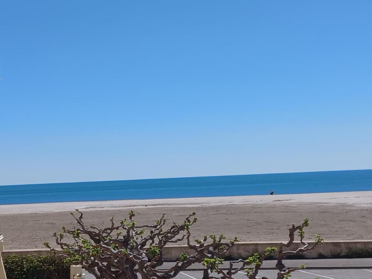 Superbe Appartement Avec Vue Sur Le Port Et Plage Saint-Pierre-la-Mer  Eksteriør billede